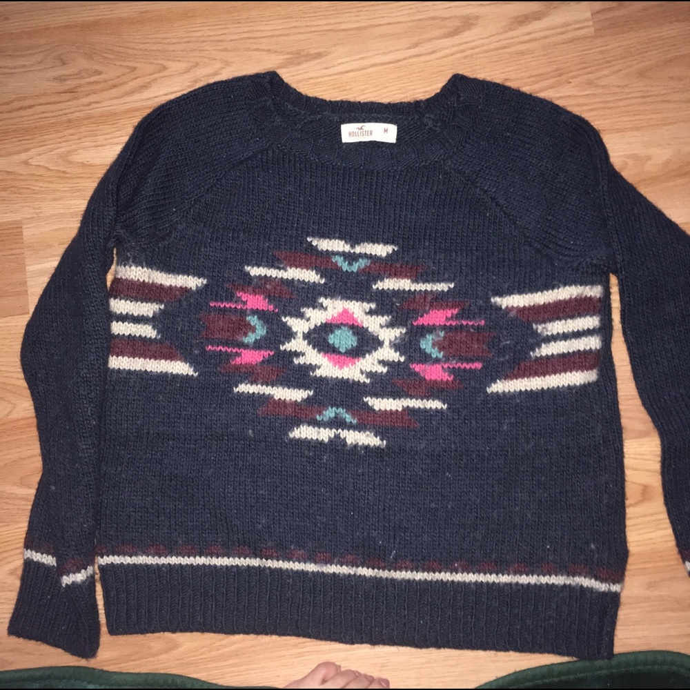 Hollister sweater