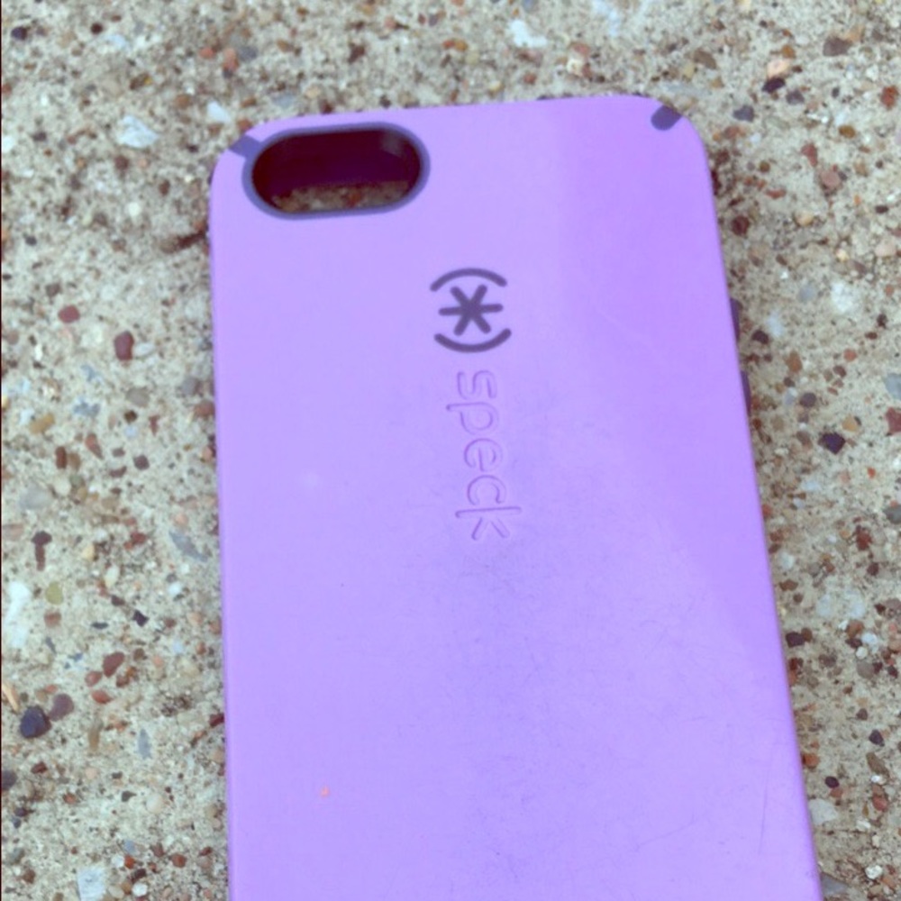 iPhone 5/5s purple speck case good condition