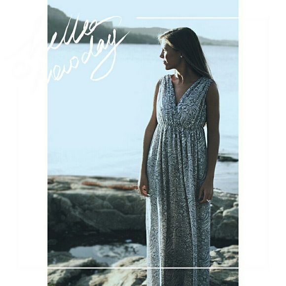 H&M Light Blue Paisley Pattern Summer Maxi Dress - Picture 2 of 3