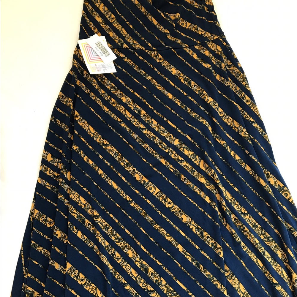 BNWT LULAROE XXS MAXI!!