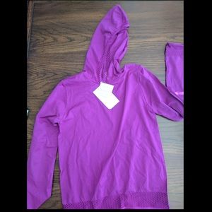 Fabletics megan pullover size large