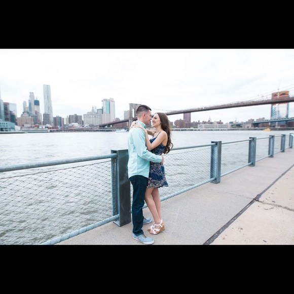 Meet your Posher, Nicole - Picture 2 of 2