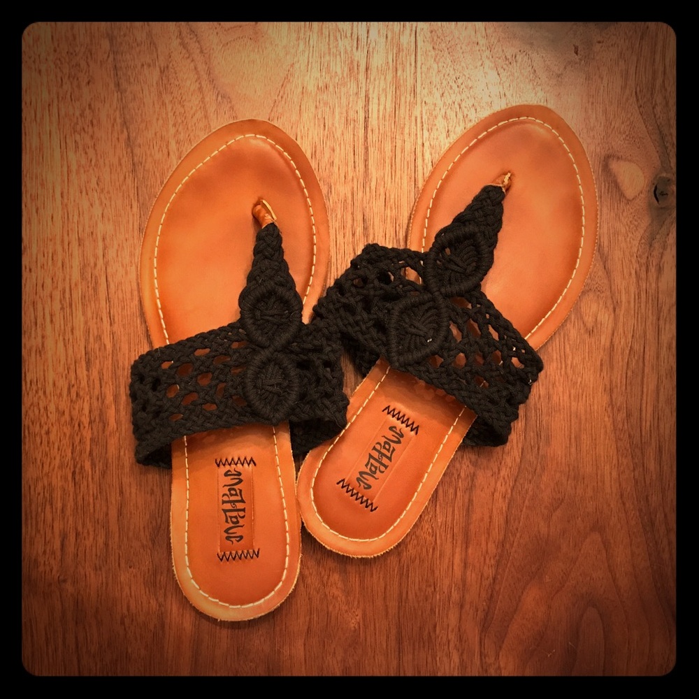 Thong sandals