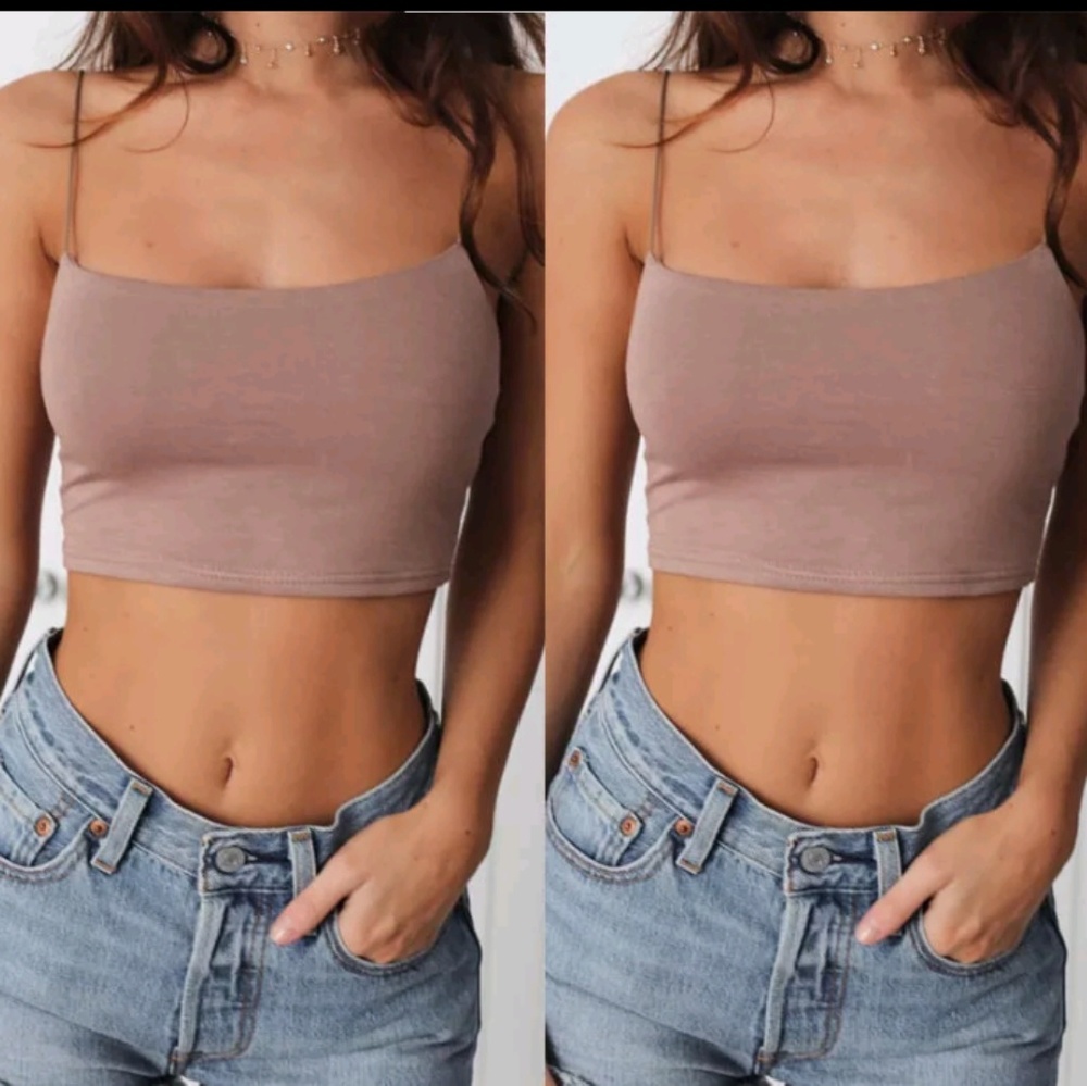 NWT. KAHKI SILKY SPAGHETTI STRAP STRETHY CROP