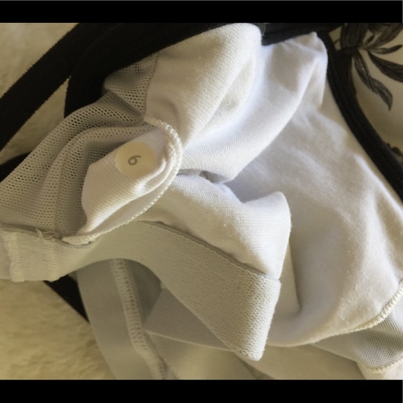 Lululemon Power Y Tank Brisk Bloom Black White - Picture 7 of 7