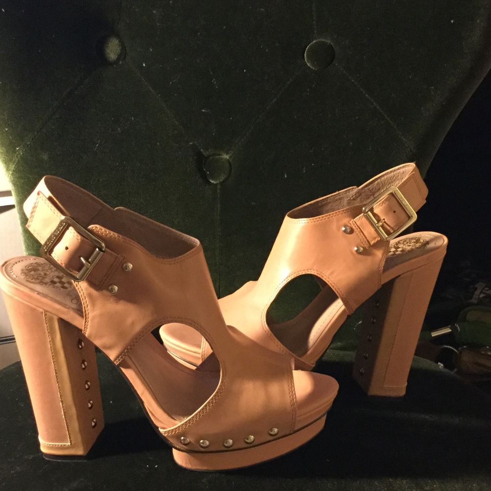 Vince Camuto Pale Pink Sandals