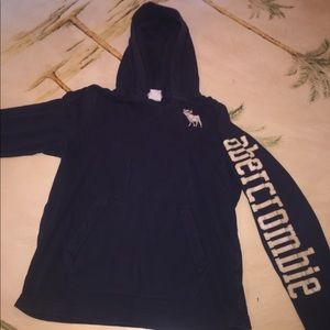 Abercrombie long sleeve pullover
