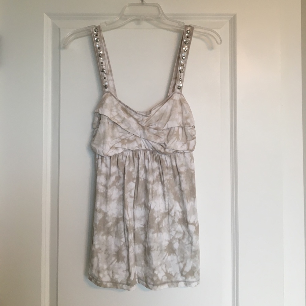 ⭐️FINAL PRICE DROP! Hollister white and beige tank