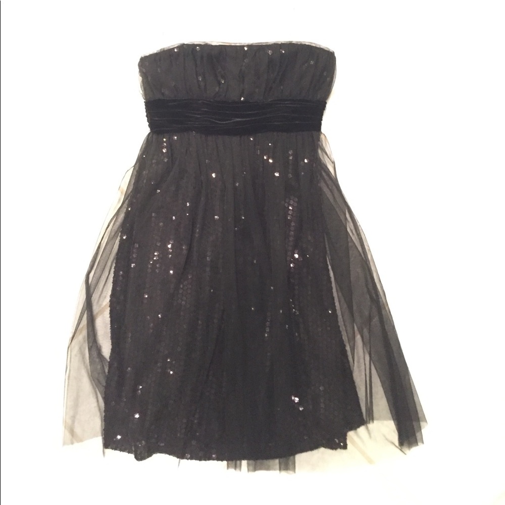 Kay Unger formal strapless dress