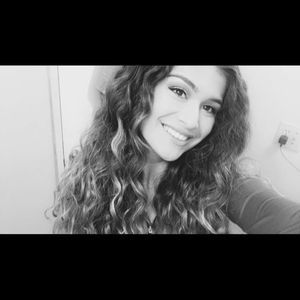 Meet your Posher, Jenny