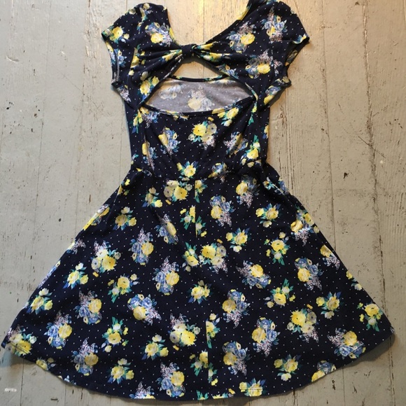 Perfect Length Skater dress from Charlotte Russe - Picture 3 of 4