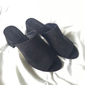 Forever 21 black mules