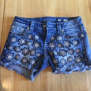 Miss Me Shorts 28