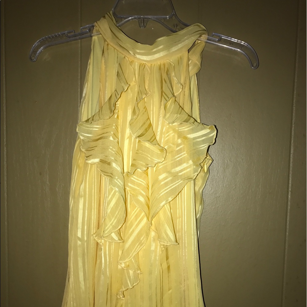 BCX yellow halter. Tulip bottom. Size M. Pinstripe