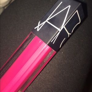 NARS velvet lip