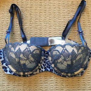 Blue Lace/leopard Victoria's Secret Bra Size 32B