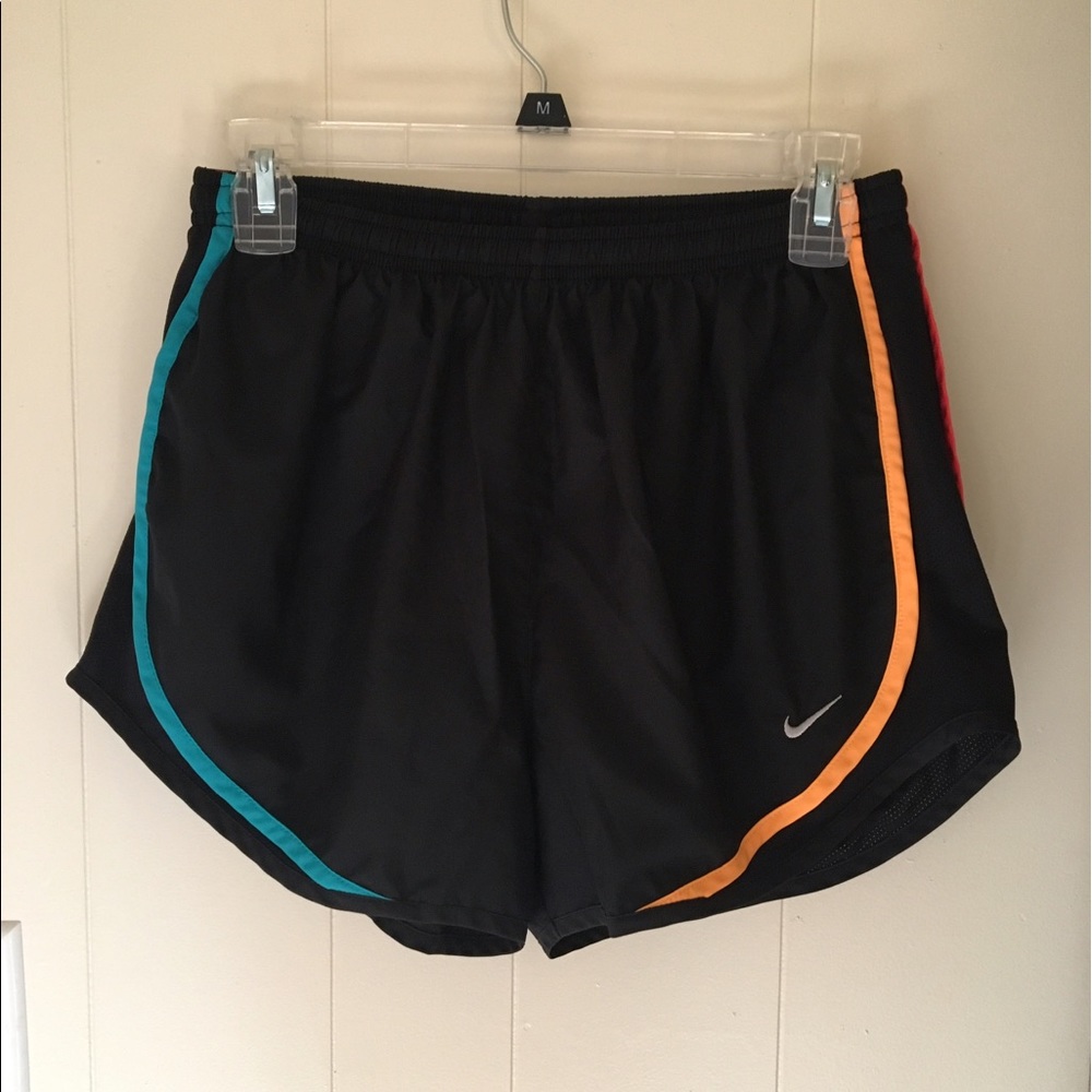 Women's Nike Shorts Size Medium