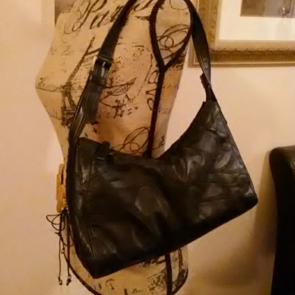 Handbag - Picture 2 of 5