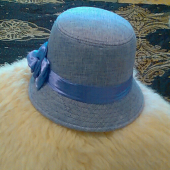 Hat - Picture 2 of 4
