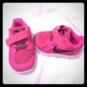 Pink Nike Free 5.0