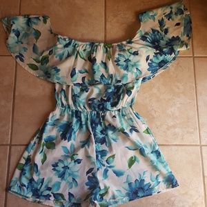 Stunning off the shoulder floral romper! Like new!