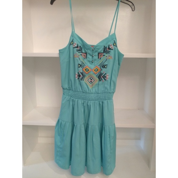 Embroidery Chelsea & Violet Turquis Dress - Picture 3 of 6