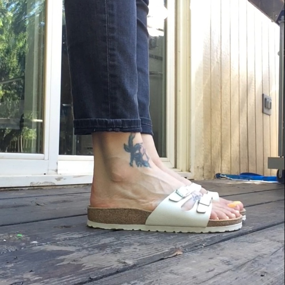 Birkenstock 🌿Sold🌿 - Picture 2 of 8