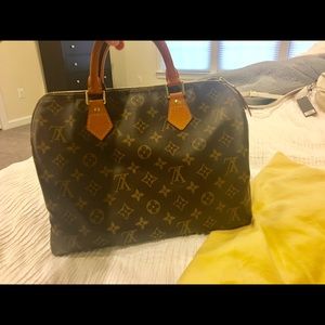 Louis Vuitton - Speedy 30 --- AUTHENTIC