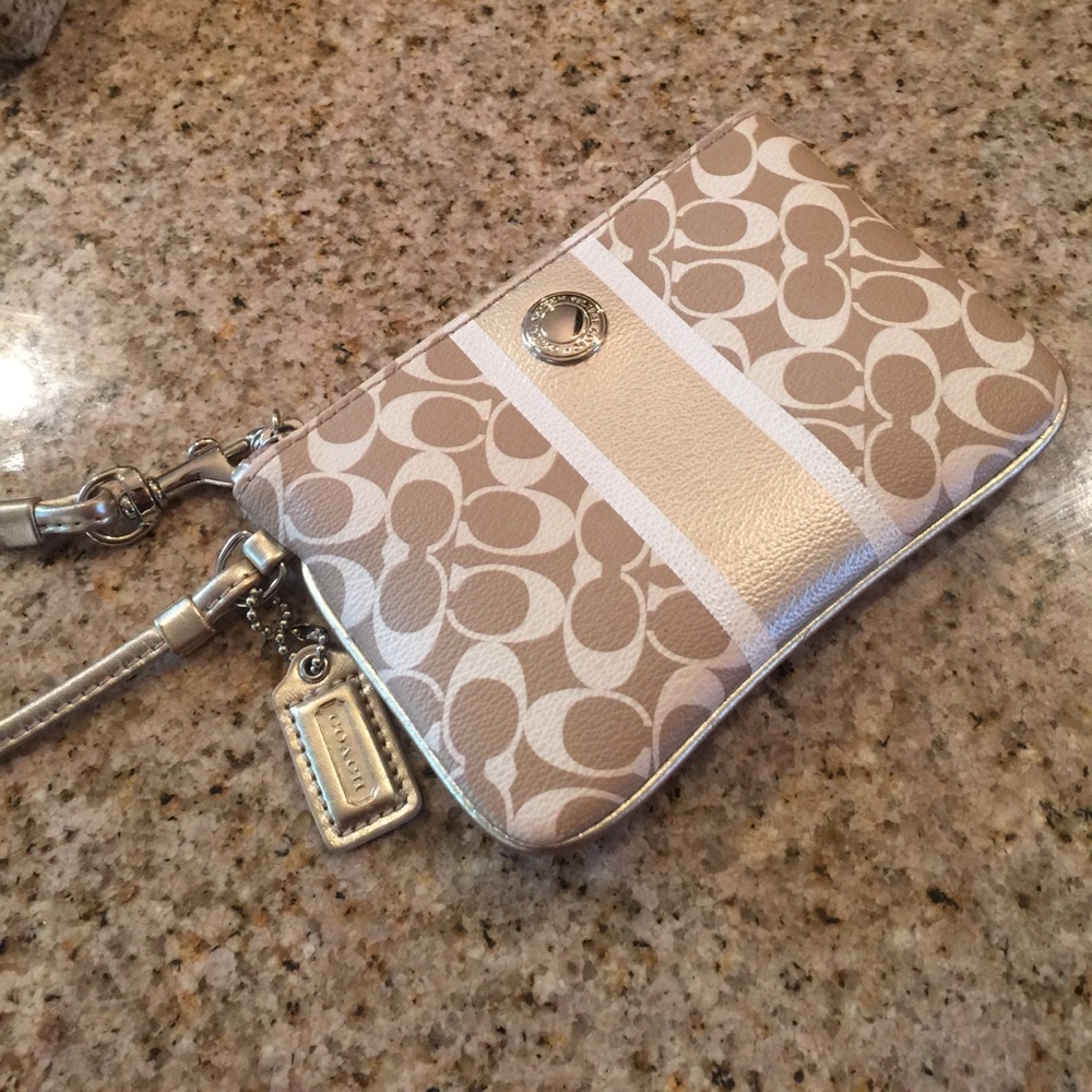 Coach wristlet (final sale price)