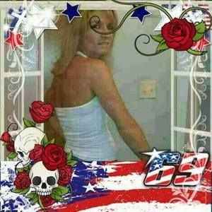 Meet your Posher, Melinia