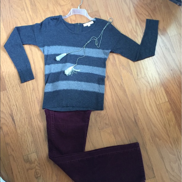 Ann Taylor LOFT Crew neck sweater - Picture 2 of 7