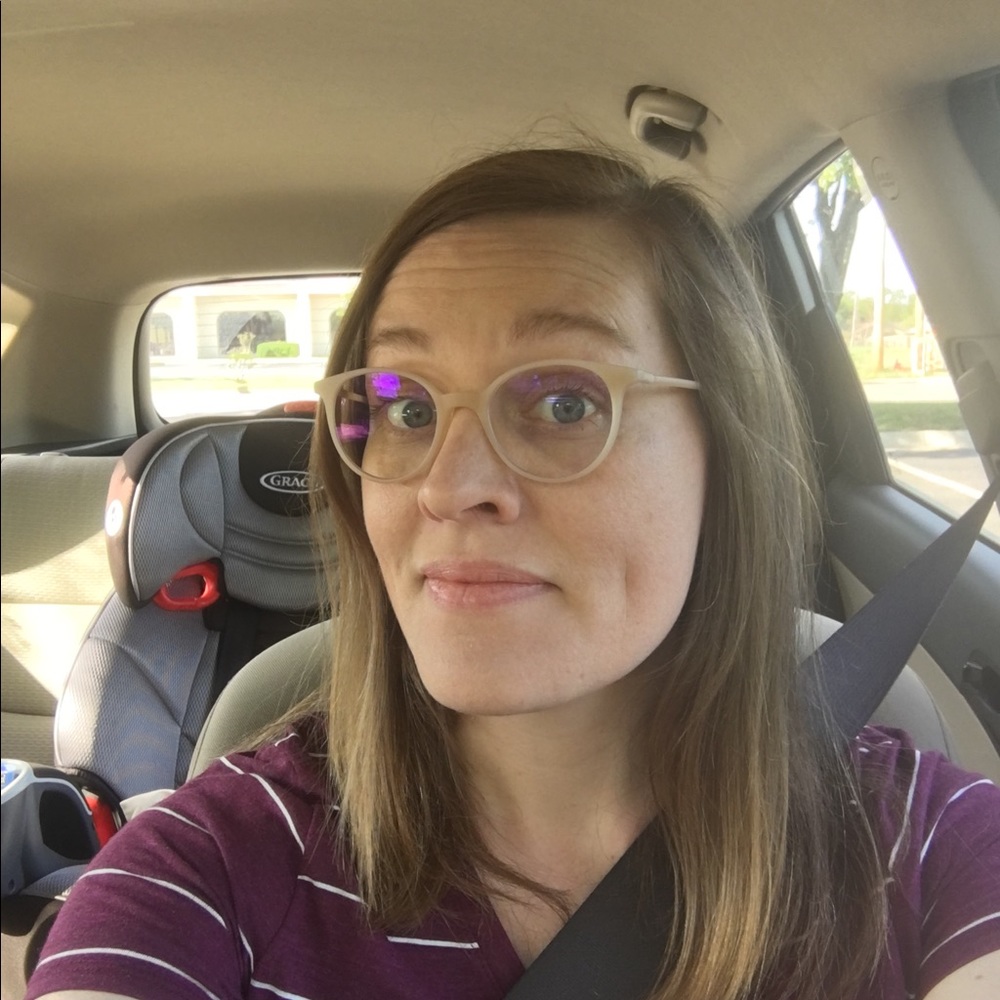 Meet your Posher, Laura