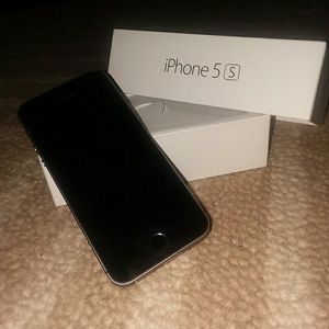 Space grey iphone 5s