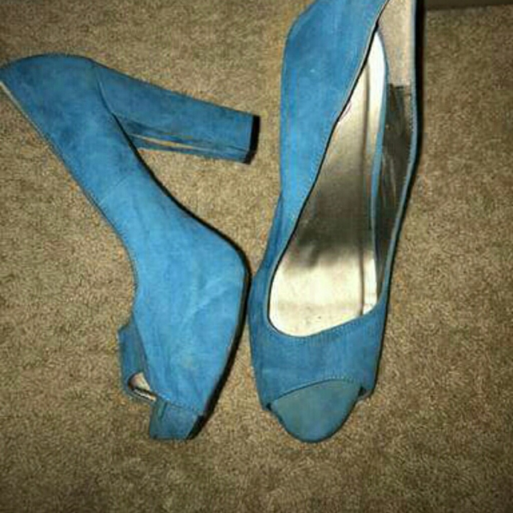 Turquoise  size 11 shoes