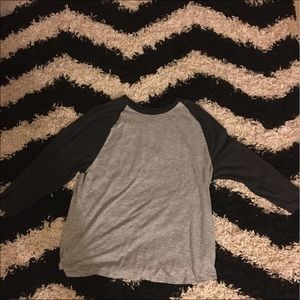 Old navy shirt. Lightweight. Size: Men's XL