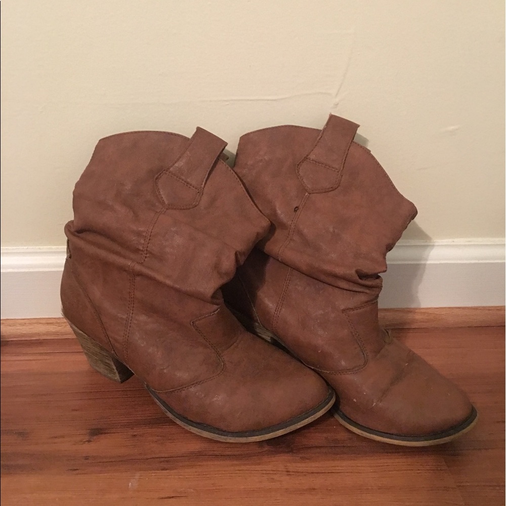 Brown boots