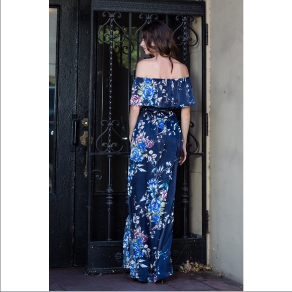 Off The Shoulder Maxi Dress - Navy Floral - Picture 7 of 7