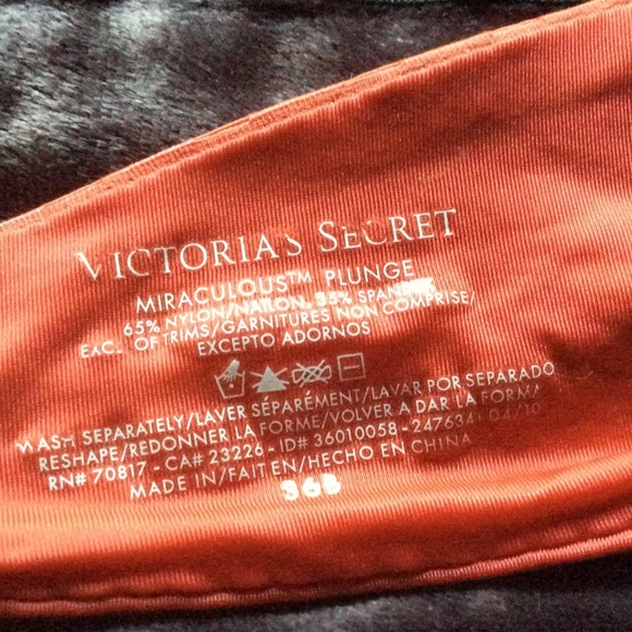 Victoria's secret miraculous bras- 36b (set of 3) - Picture 3 of 4