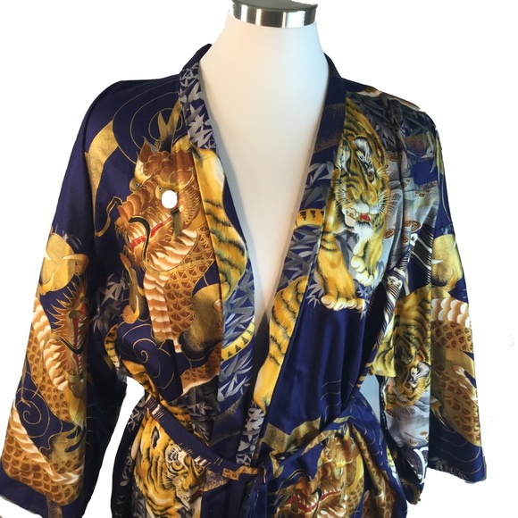 dragon kimono robe