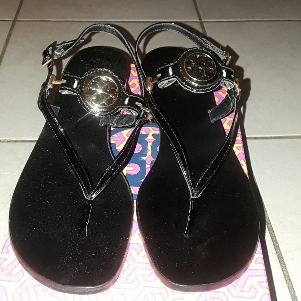 Sandal