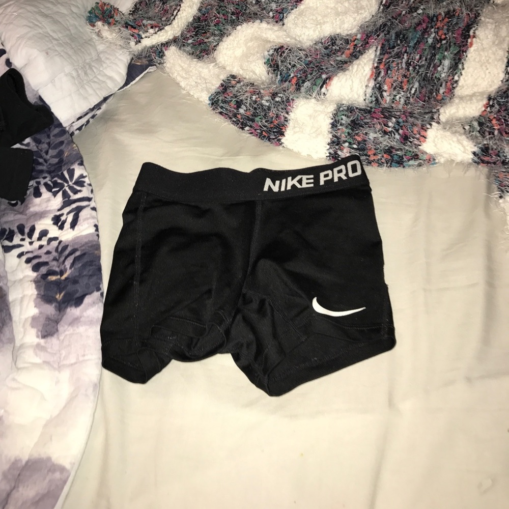 kids nike pros