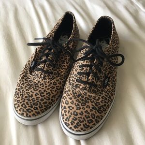 Women's Vans Size 8
