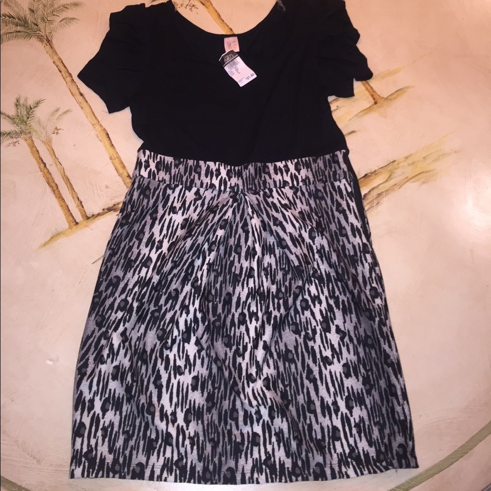 RUE 21 Dress