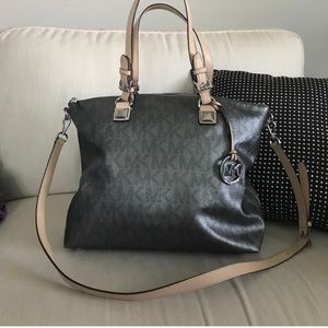 Large Michael Kors tote