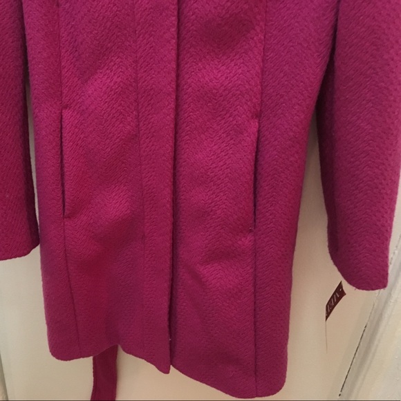 Pink coat - Picture 2 of 3