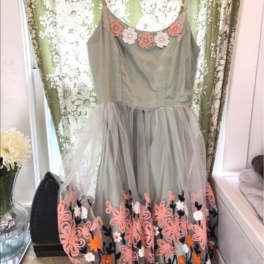 Tatyana Boutique/Bettie Page dress size small