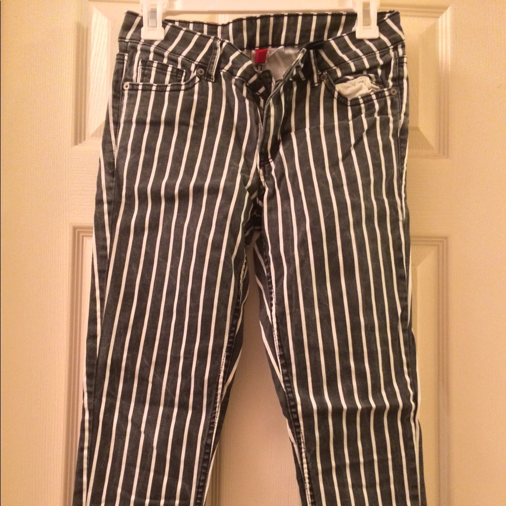H&M Black and White Striped Pants
