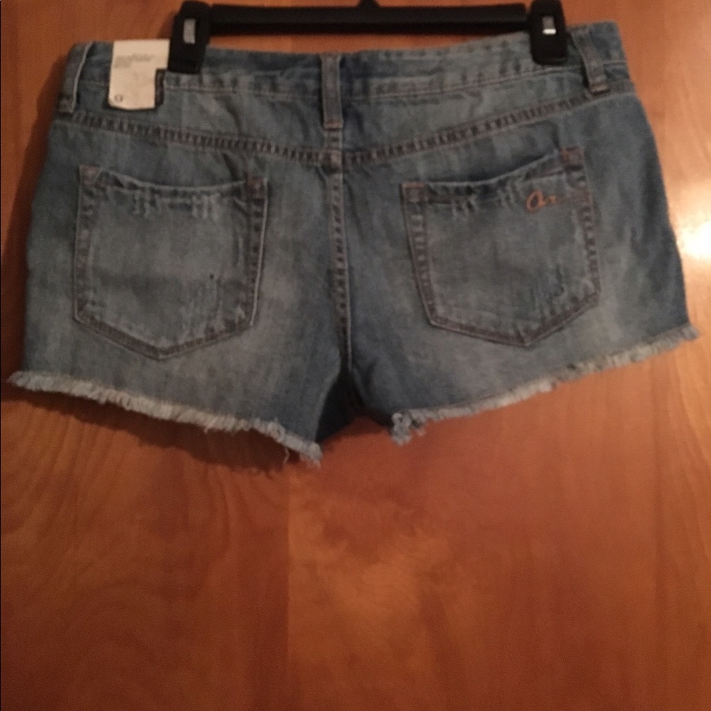 Shorts - Picture 2 of 2