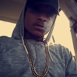 Meet your Posher, Malik