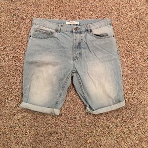 Men's slim fit shorts